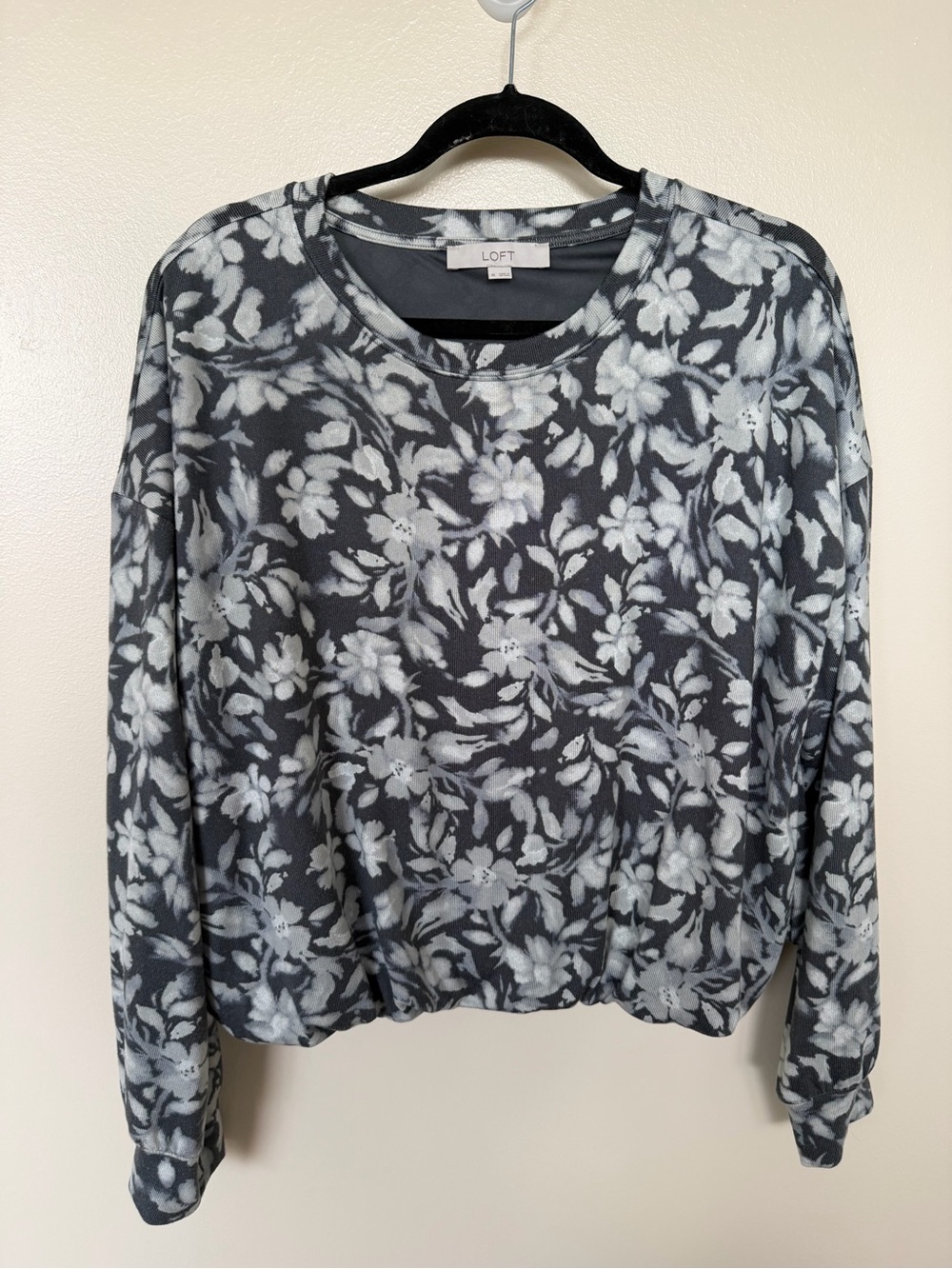 LOFT Charcoal Grey Floral Print Bubble Hem Long Sleeve